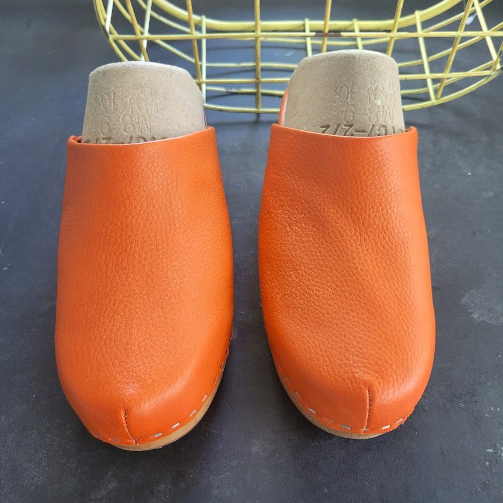 Charlotte Stone Martino Low Heel Clog, Size 8 shoe